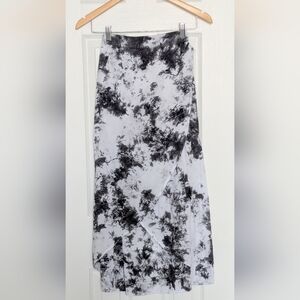 Japna Black and White Maxi Skirt